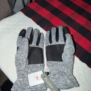 3M Thinsulate Gray and Black Gloves